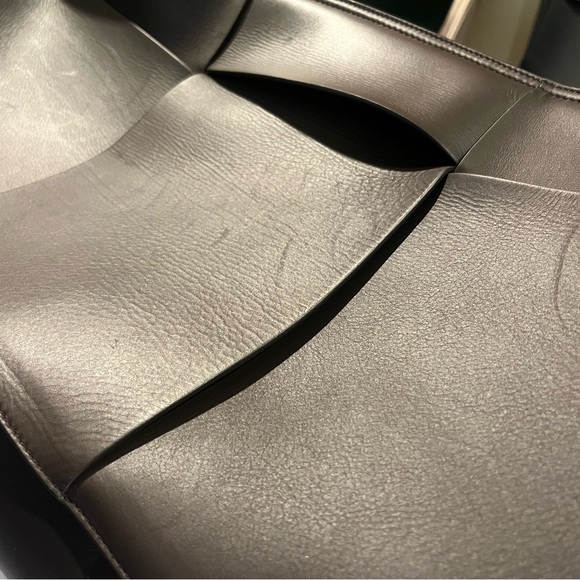 Bottega Veneta Duffle - Picture 15 of 15